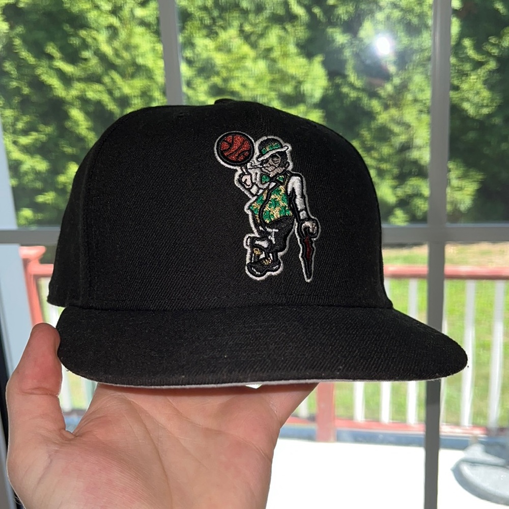 Boston Celtics NEW ERA 59FIFTY fitted hat ( 7 1/4 )